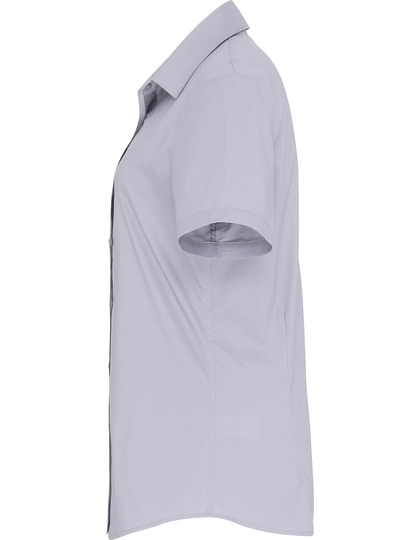 Premier Workwear Women´s Stretch Fit Poplin Short Sleeve blouse gedragen